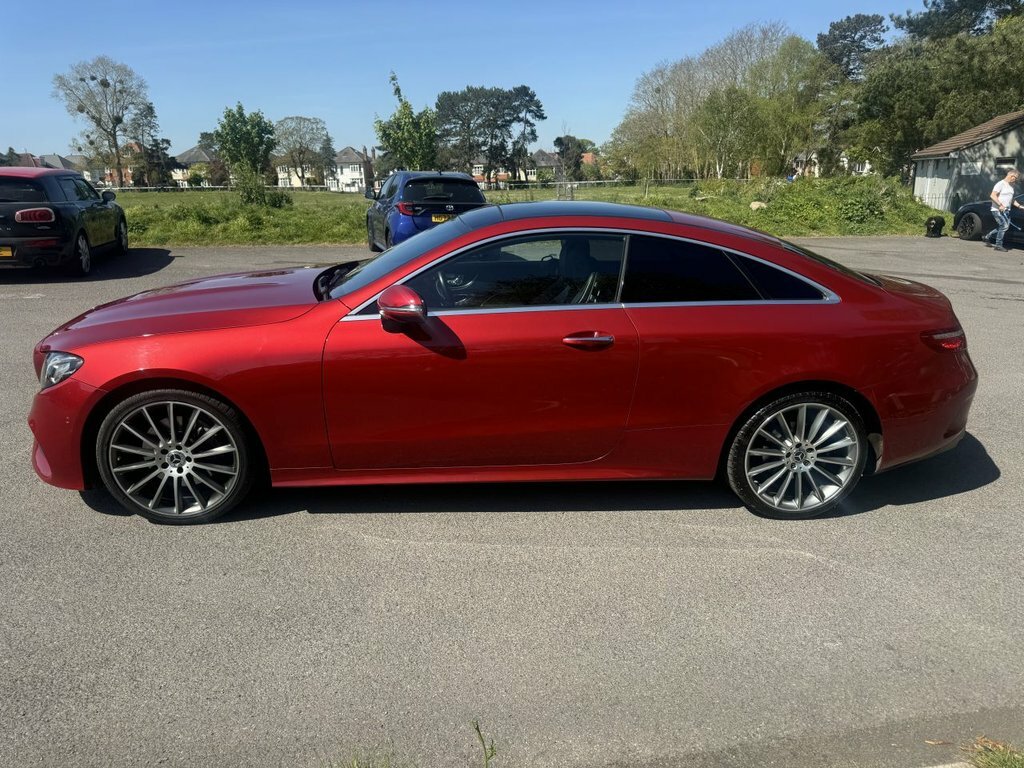 Mercedes-Benz E Class 2L Amg Line KU68UBP Red #4