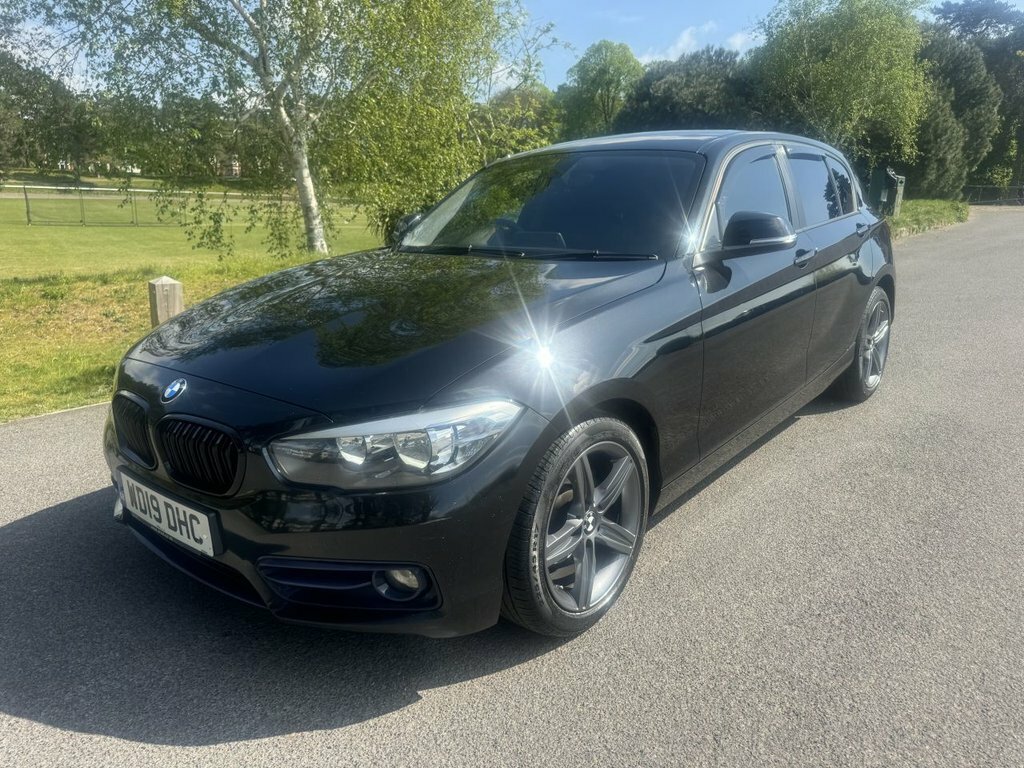 BMW 1 Series 1.5L Sport Black