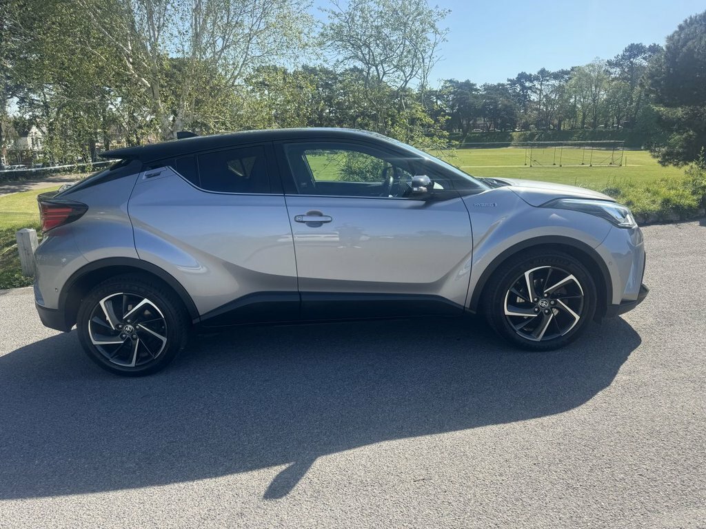 Toyota C-Hr 1.8L Dynamic MT70VXC Silver #3