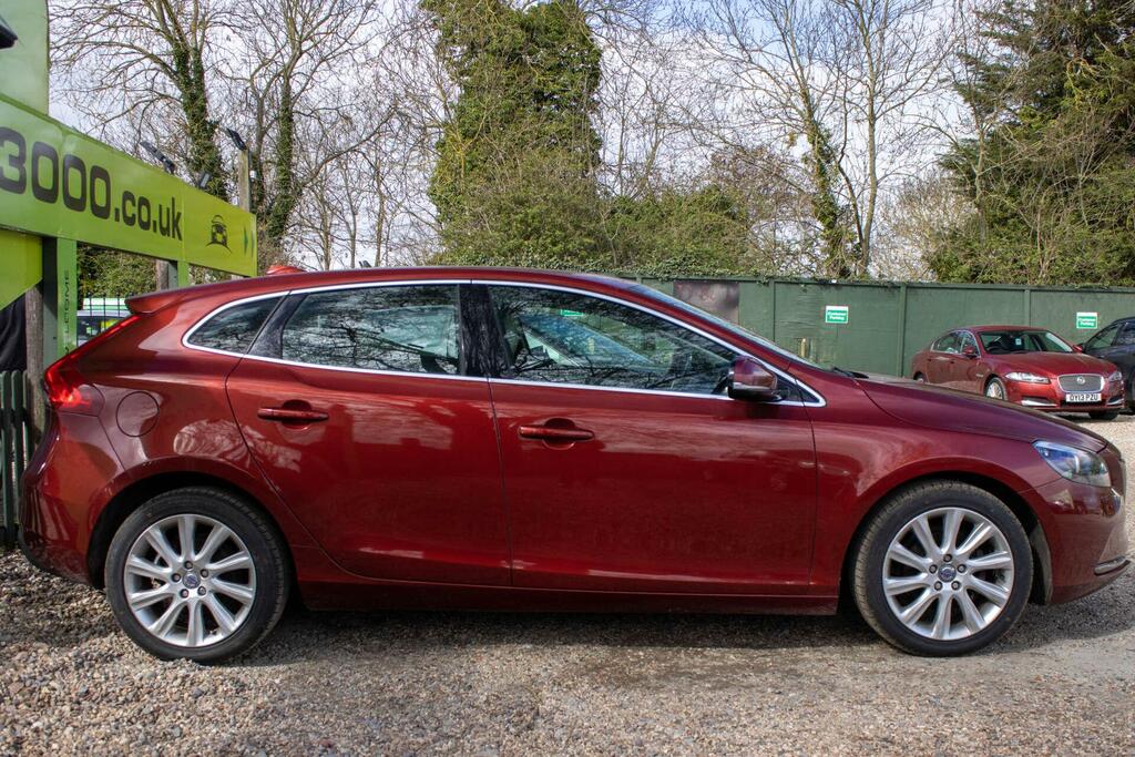 Volvo V40 1.6 D2 Se Lux Euro 5 Ss Red #4