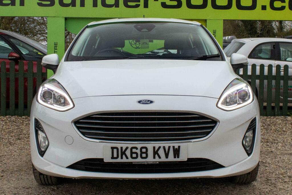Ford Fiesta 1.0T Ecoboost Zetec Euro 6 Ss GL63HKH White #2