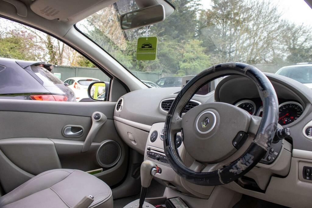 Renault Clio 1.6 Vvt Initiale Tomtom Euro 4 LV59WYH Green #6