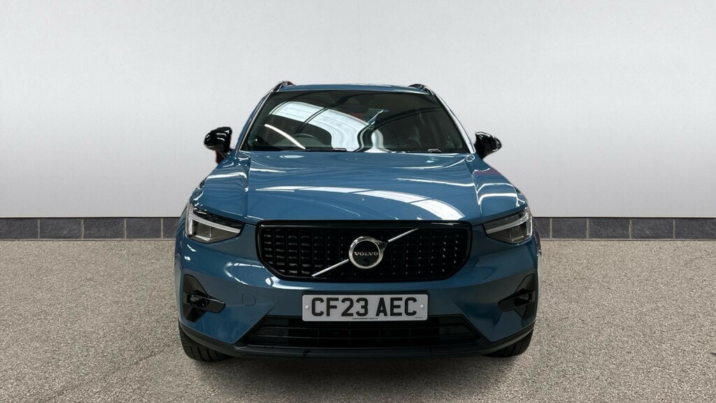 Volvo XC40 1.5 T4 Recharge Phev Plus Dark CF23AEC Blue #2