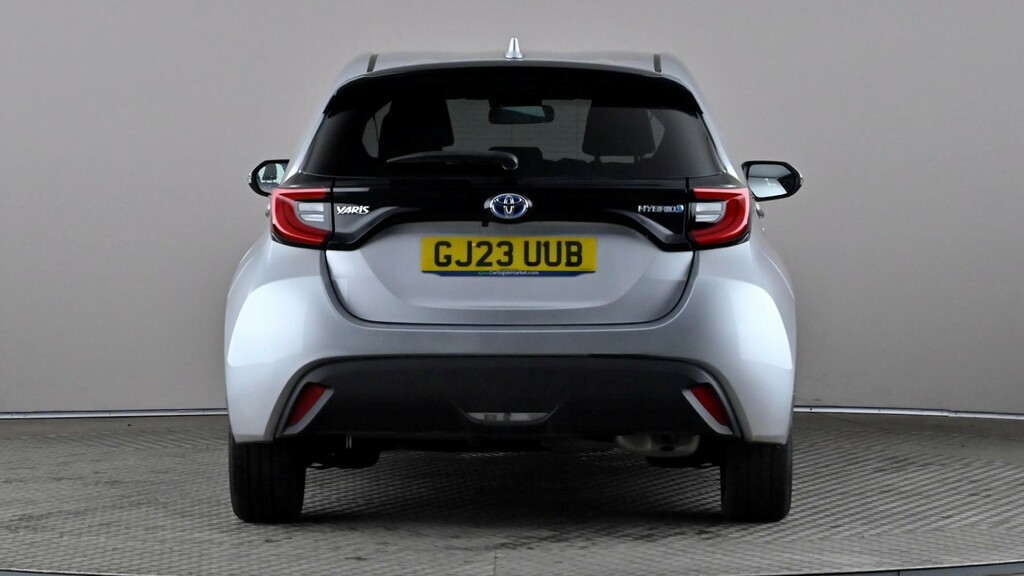Toyota Yaris 1.5 Hybrid Design Cvt GJ23UUB Silver #5