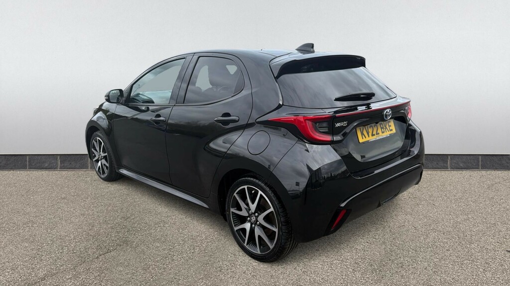Toyota Yaris 1.5 Hybrid Dynamic Cvt KV22BKE Black #4