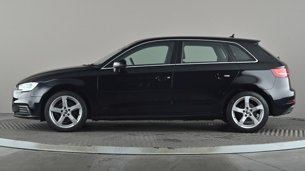 Audi A3 40 E-tron S Tronic LM20ZBF Black #3