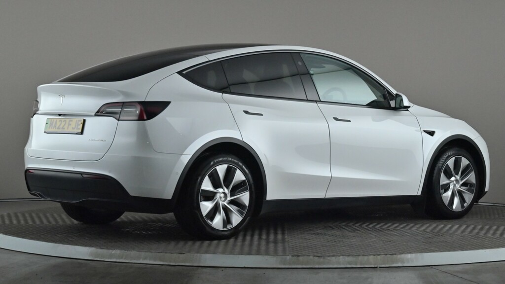 Tesla Model Y Long Range Awd MA22FJE White #6