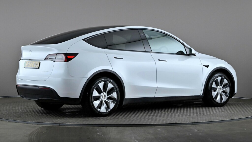 Tesla Model Y Long Range Awd LB72VUS White #6