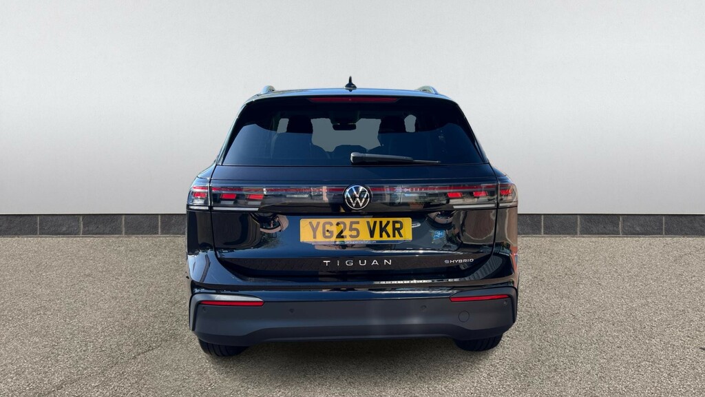 Volkswagen Tiguan 1.5 Tsi Ehybrid Match Dsg YG25VKR Black #5