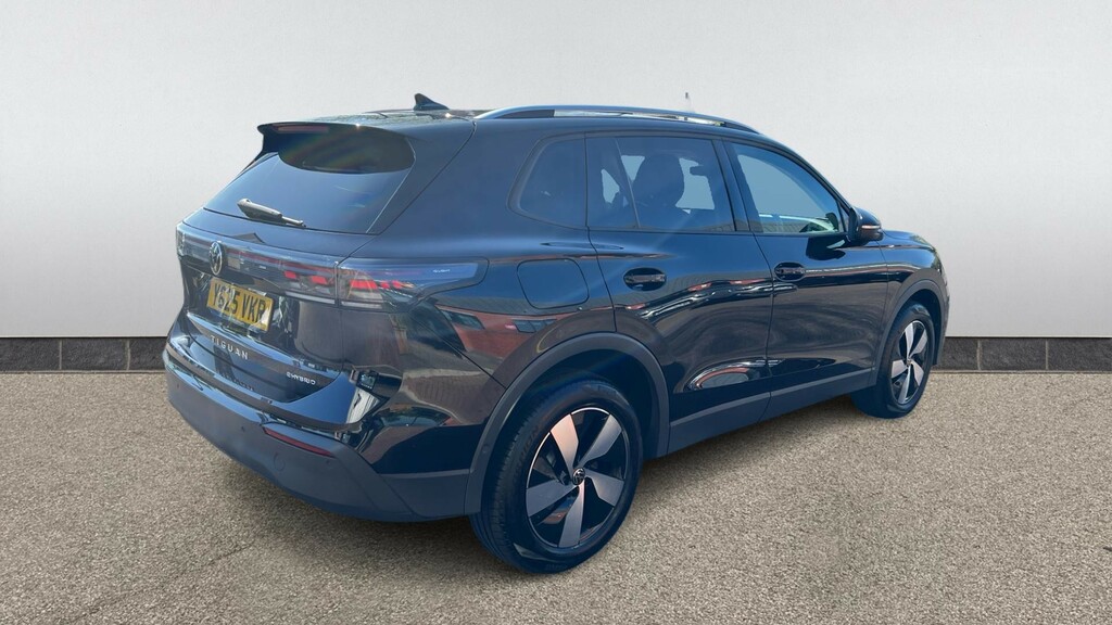 Volkswagen Tiguan 1.5 Tsi Ehybrid Match Dsg YG25VKR Black #6