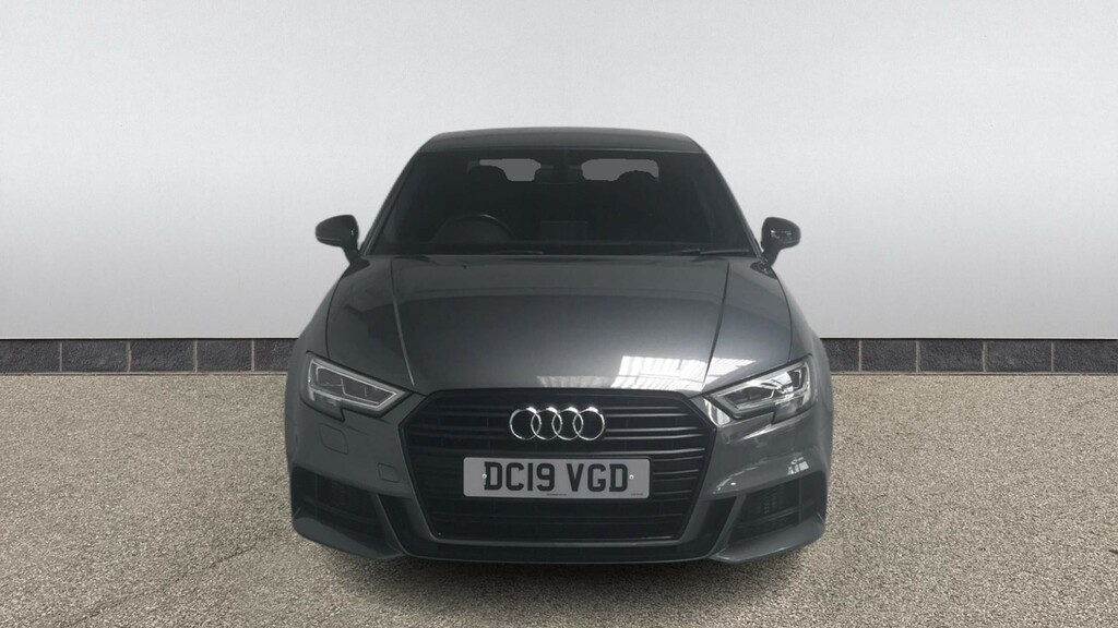Audi A3 35 Tfsi Black Edition S Tronic DC19VGD Grey #2
