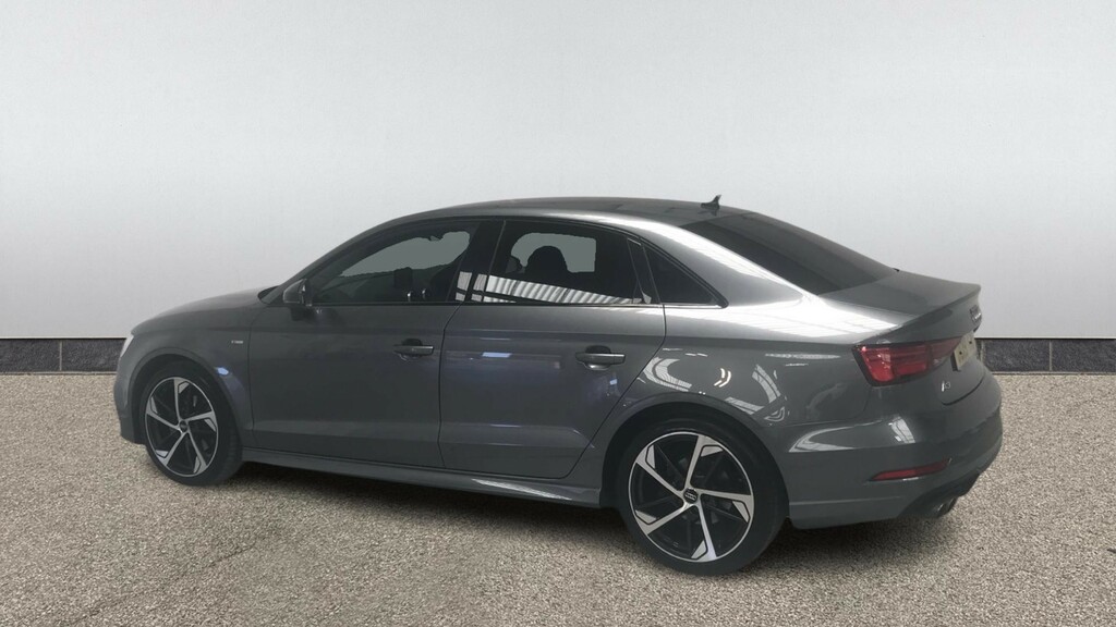 Audi A3 35 Tfsi Black Edition S Tronic DC19VGD Grey #4