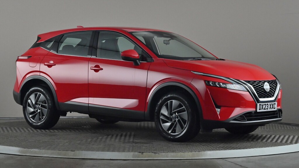 Nissan Qashqai 1.3 Dig-t Mh 158 Acenta Premium Xtronic Red