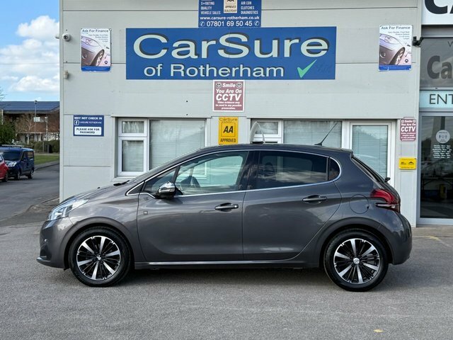 Peugeot 208 1.2 Puretech Tech Edition Hatchback Man Grey