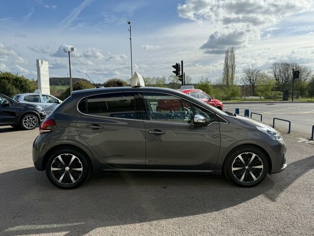 Peugeot 208 1.2 Puretech Tech Edition Hatchback Man MF19TKZ Grey #5