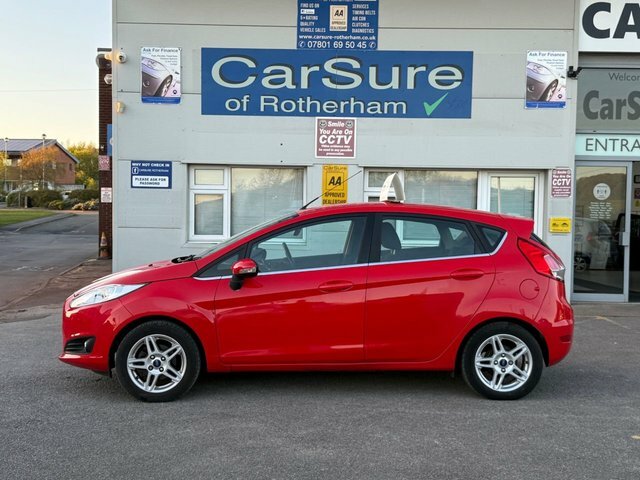 Ford Fiesta 1.0T Ecoboost Zetec Hatchback Eu Red