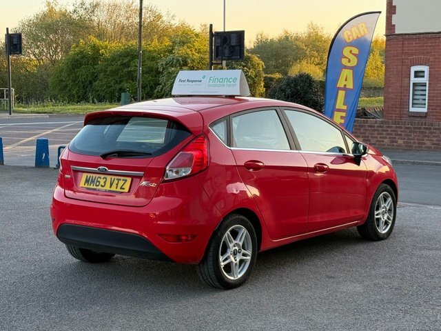 Ford Fiesta 1.0T Ecoboost Zetec Hatchback Eu Red #3