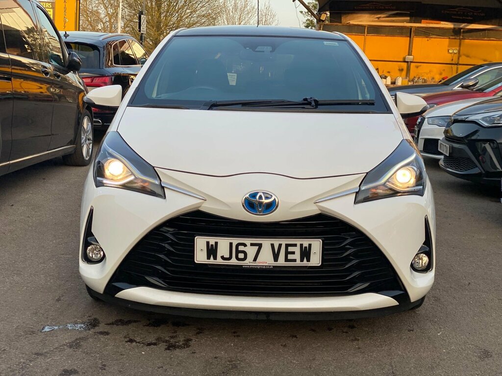 Toyota Yaris 1.5 Vvt-h Excel Hatchback Hybrid E-cvt WJ67VEW White #3