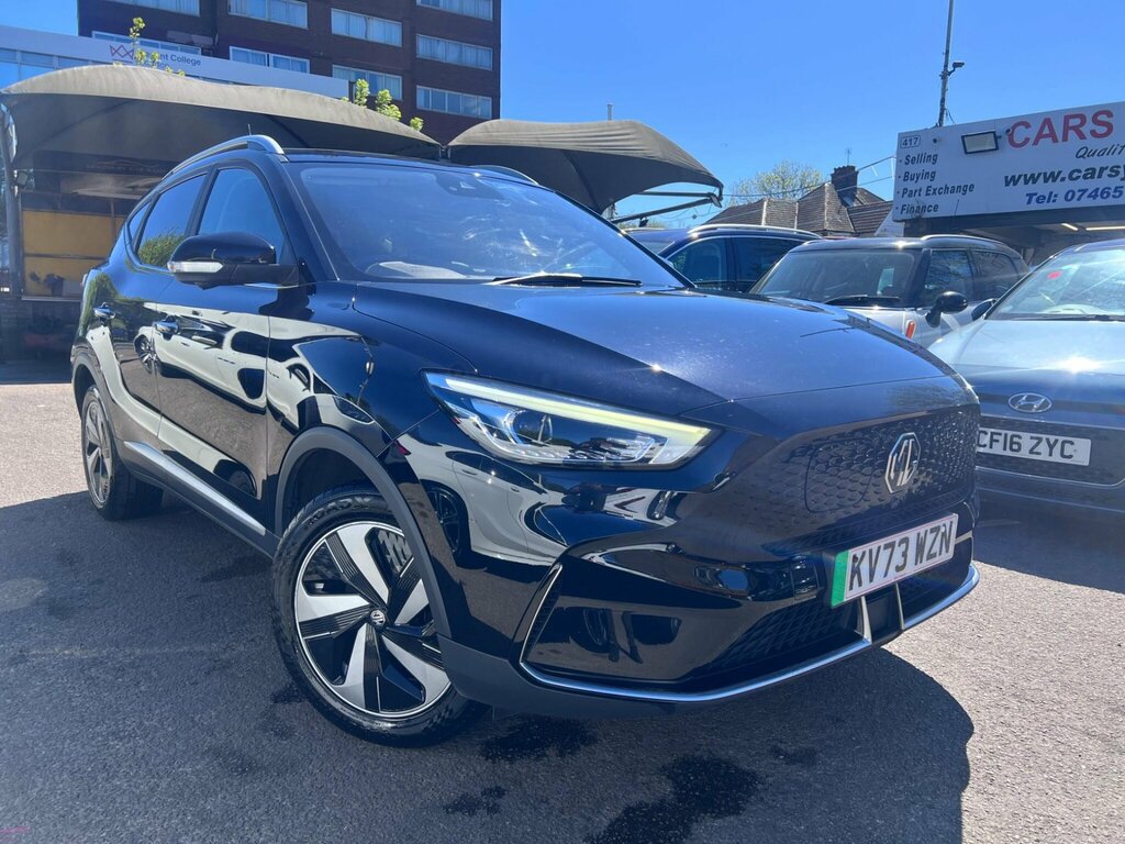 MG ZS 72.6Kwh Trophy Connect Long Range Black