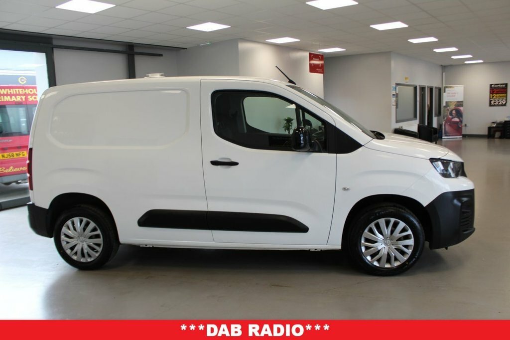 Peugeot Partner 1.5L Professional Premium J5NXB White #5