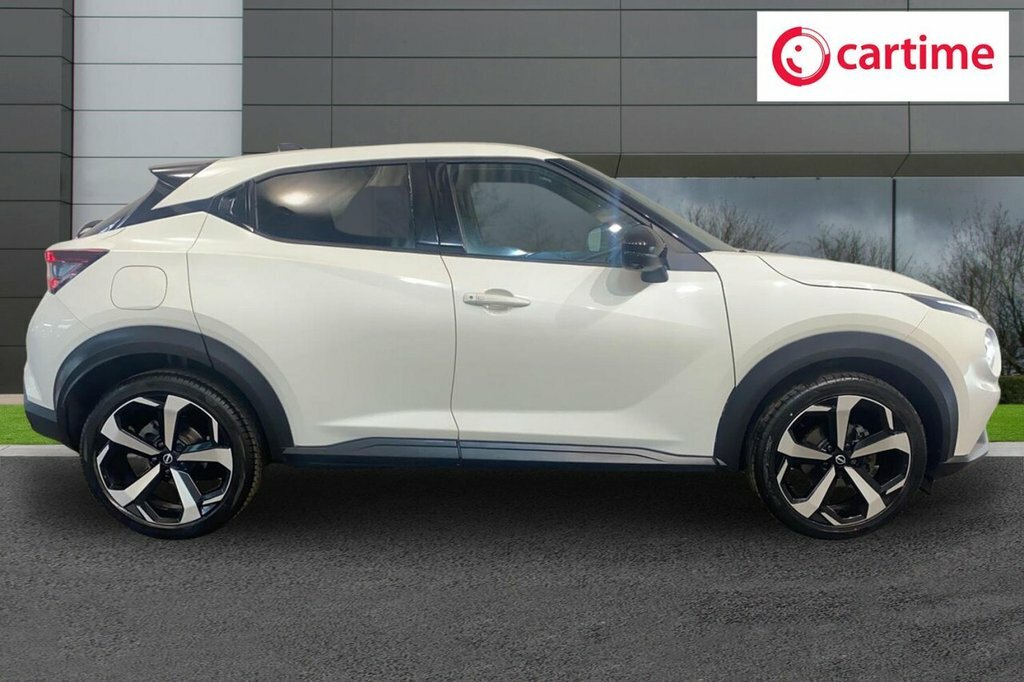 Nissan Juke 1L Tekna EY72LEJ White #2