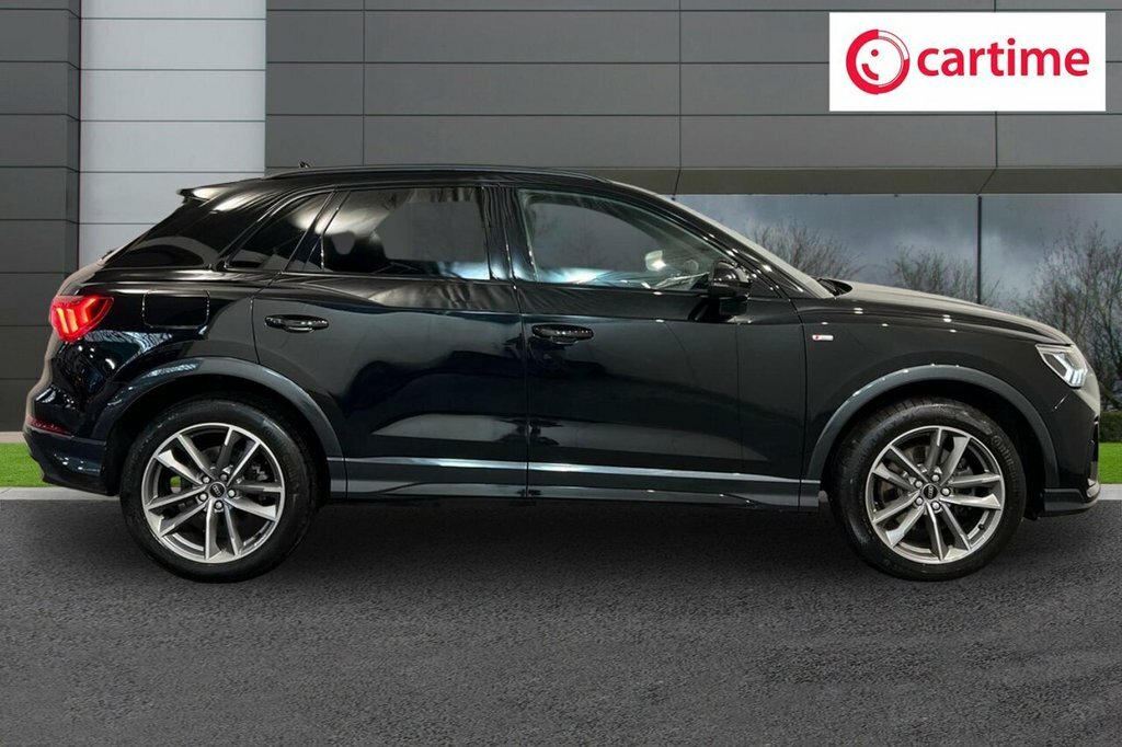 Audi Q3 2L Black Edition Black #2