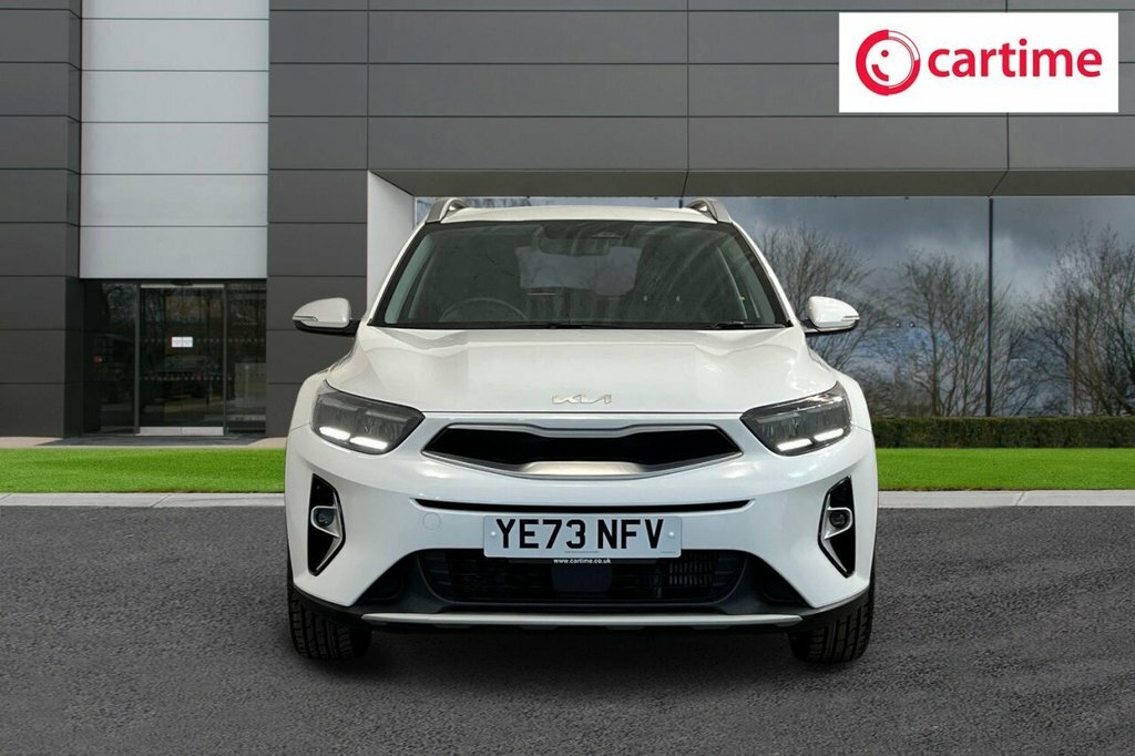 Kia Stonic Hatchback YE73NFV White #4