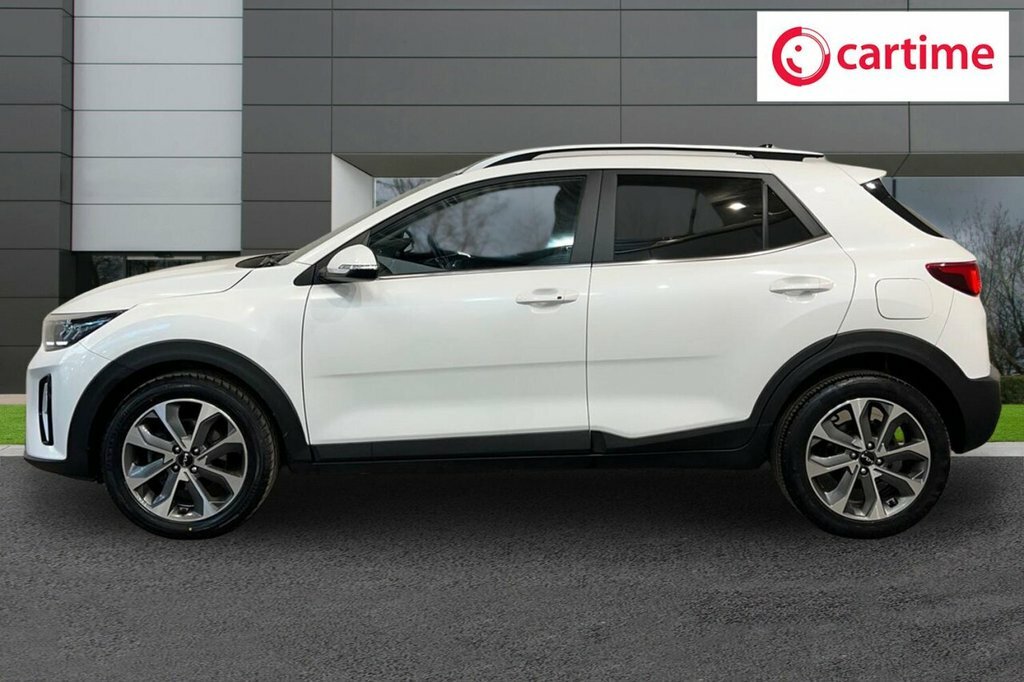 Kia Stonic Hatchback YE73NFV White #3