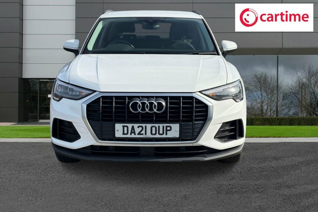 Audi Q3 2L Technik DA21OUP White #4