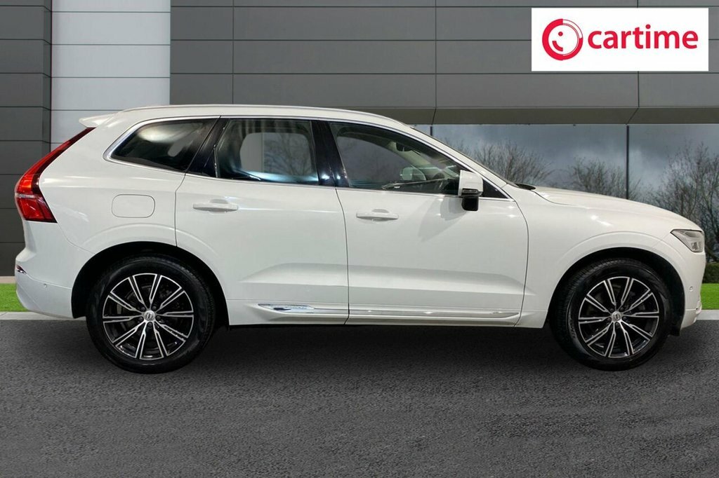 Volvo XC60 2L Inscription DX70LVB White #2
