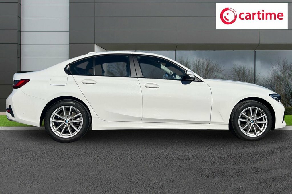 BMW 3 Series 2L Se White #2