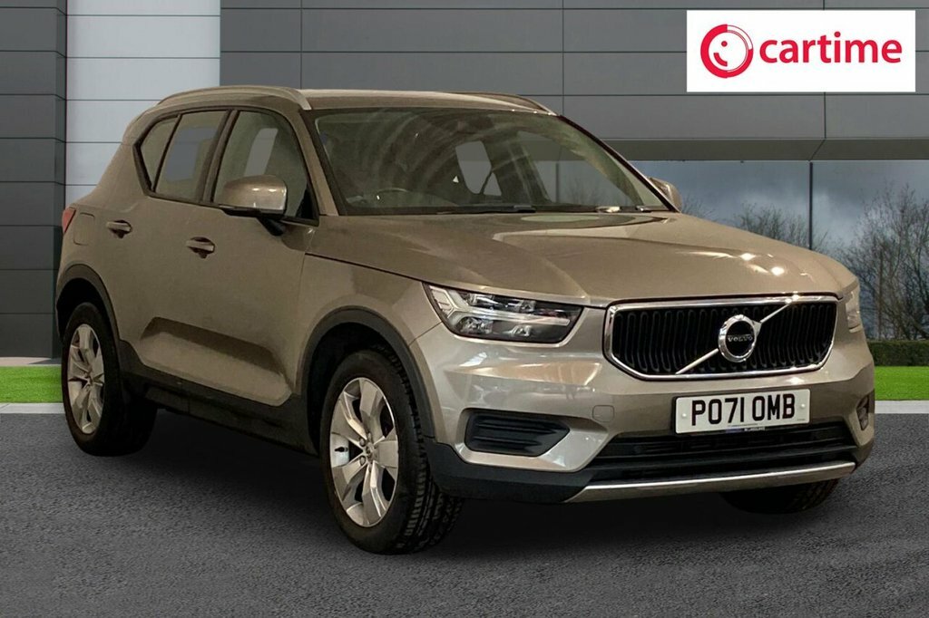 Volvo XC40 1.5L Momentum Grey