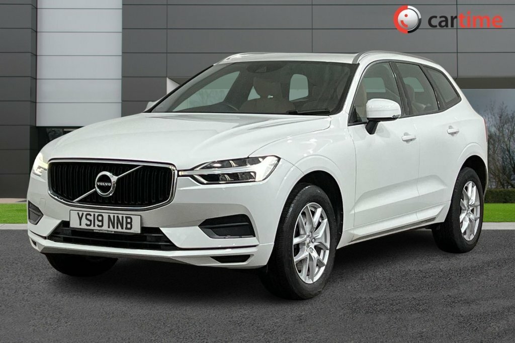 Volvo XC60 2L Momentum YS19NNB White #5