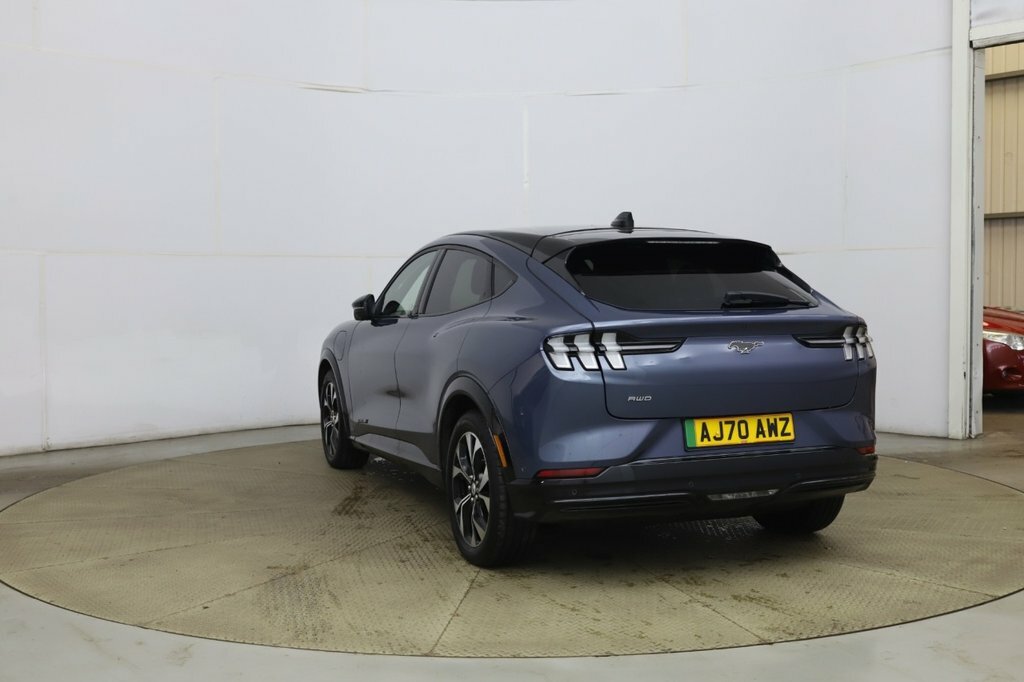Ford Mustang Mach-E Extended Range Awd Grey #3