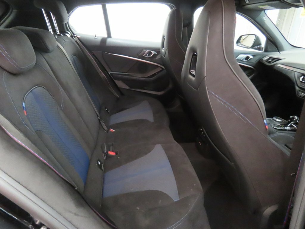 BMW 1 Series Hatchback HK22WKF Black #6