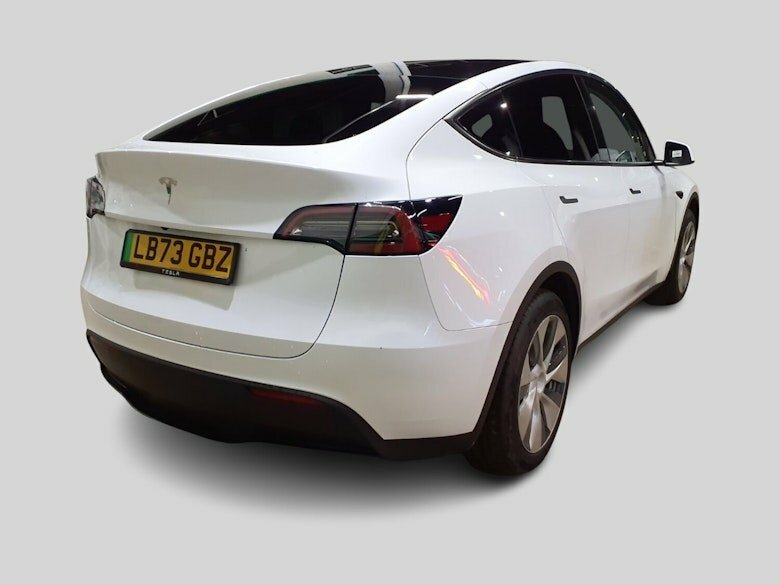 Tesla Model Y Suv LB73GBZ White #4