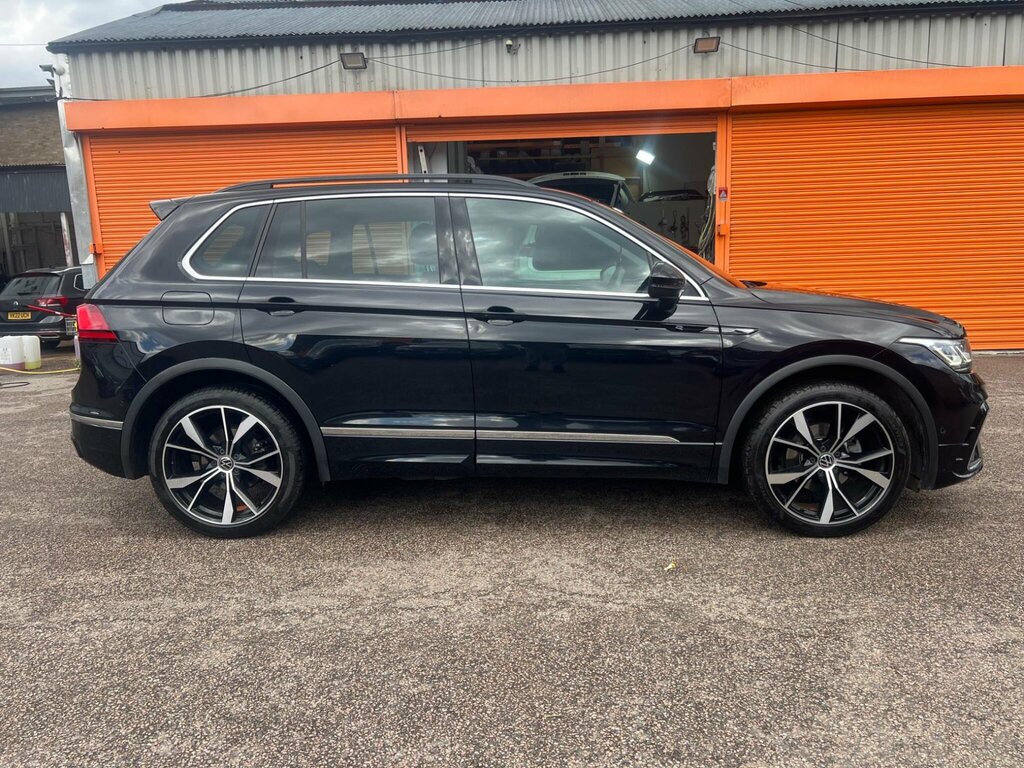 Volkswagen Tiguan 1.5 Tsi R-line Dsg Euro 6 Ss WV22ZYN Black #2