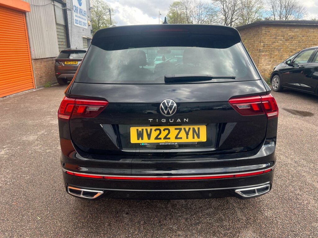 Volkswagen Tiguan 1.5 Tsi R-line Dsg Euro 6 Ss WV22ZYN Black #4
