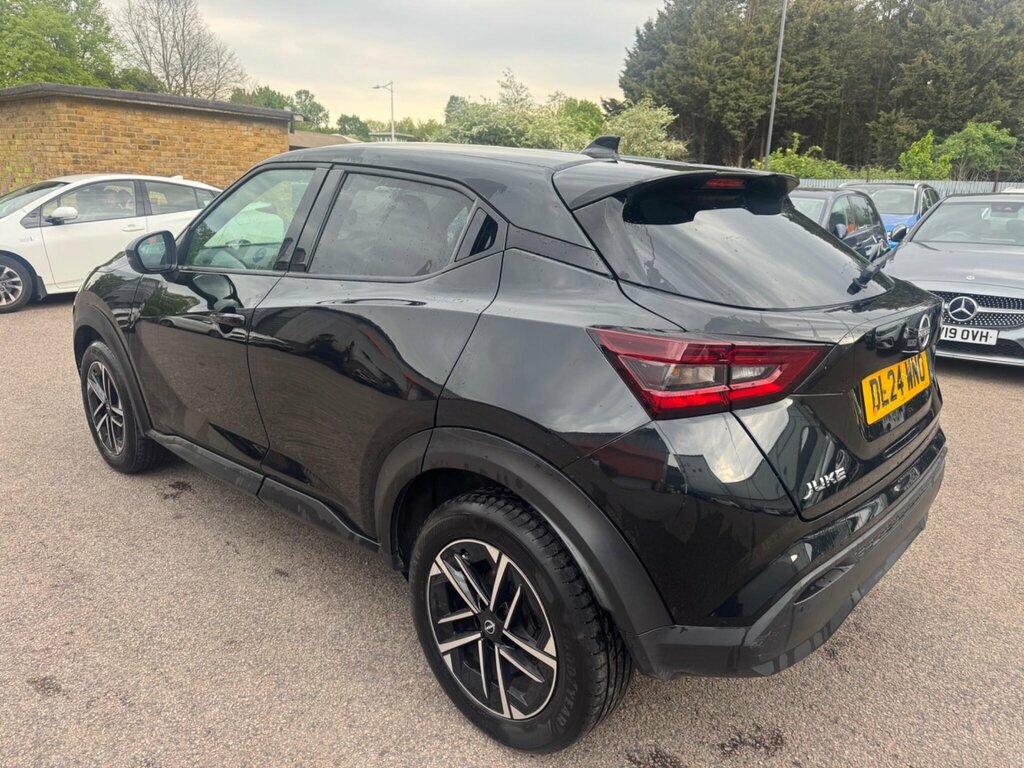 Nissan Juke 1.0 Dig-t N-connecta Dct Euro 6 Ss DL24WNO Black #3