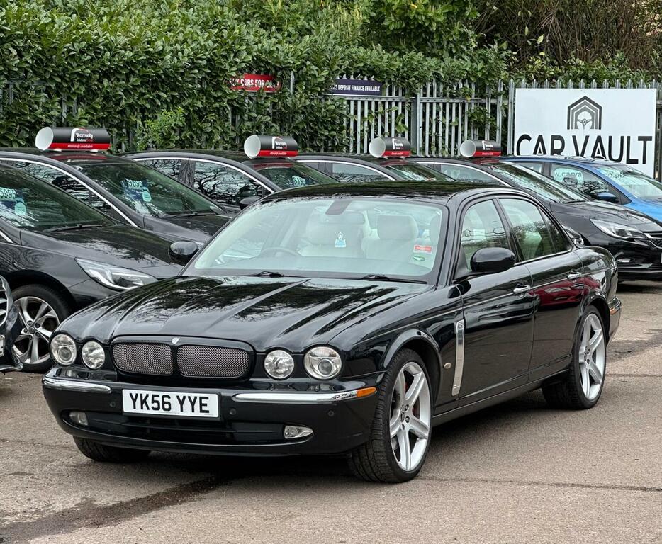 Jaguar XJR Saloon 4.2 V8 Portfolio 200656 Black #4