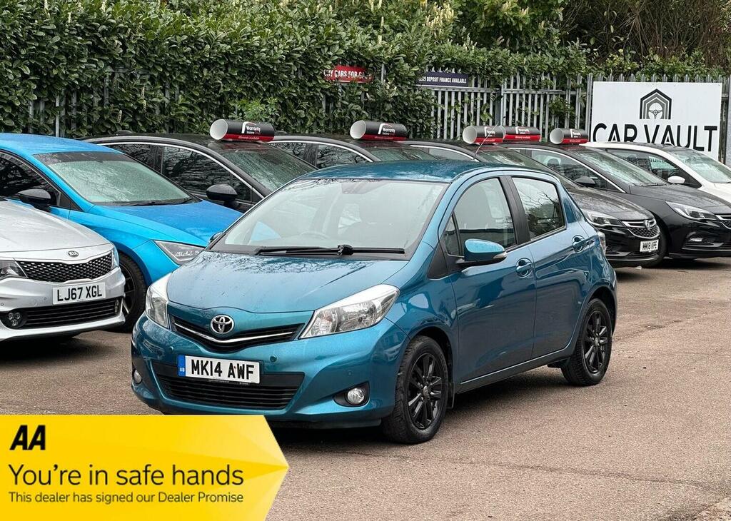 Toyota Yaris Hatchback 1.33 Dual Vvt-i Icon Plus Multidrive S E Blue