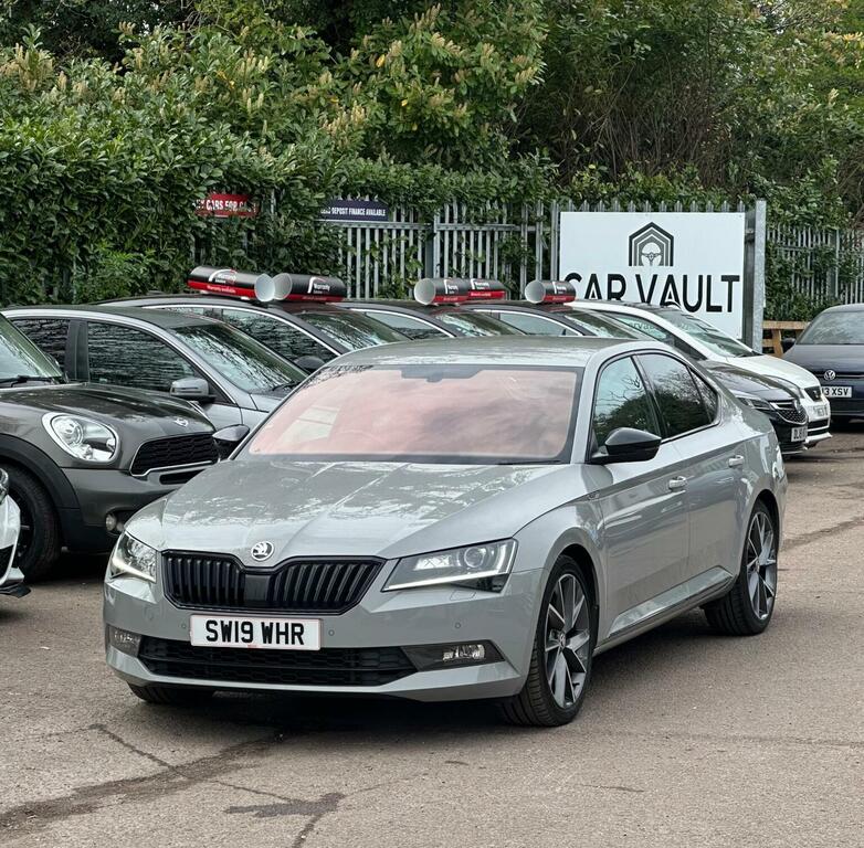 Skoda Superb Hatchback 1.5 Tsi Act Sportline Dsg Euro 6 Ss 5 SW19WHR Grey #4
