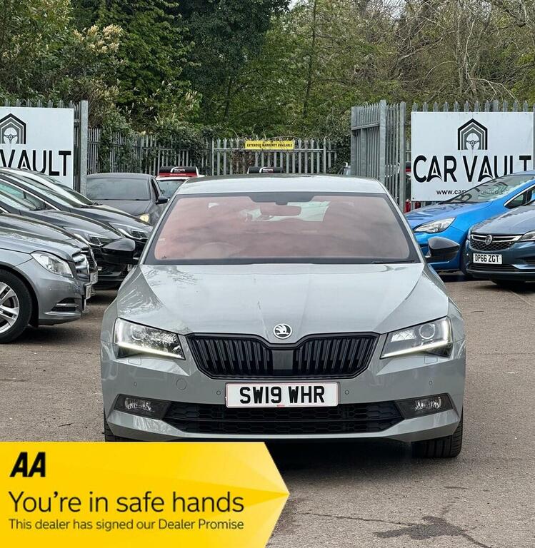 Skoda Superb Hatchback 1.5 Tsi Act Sportline Dsg Euro 6 Ss 5 SW19WHR Grey #3