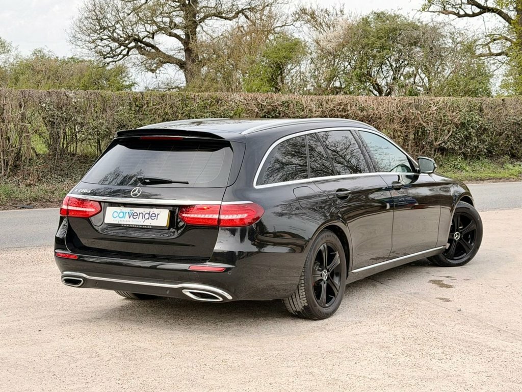 Mercedes-Benz E Class 2L Se KT66RFL Black #4