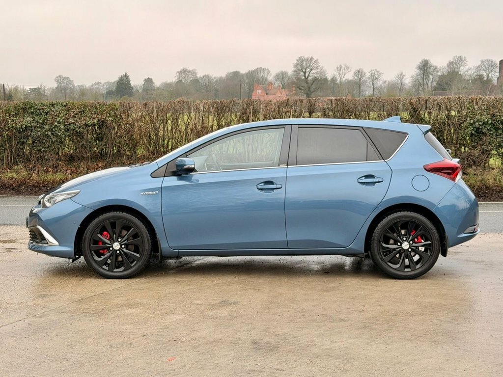 Toyota Auris 1.8L Excel Blue #6