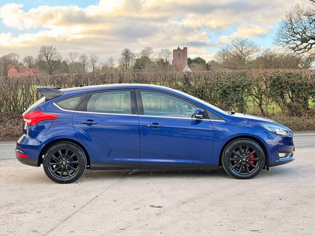 Ford Focus 1L Titanium MM18VFV Blue #5