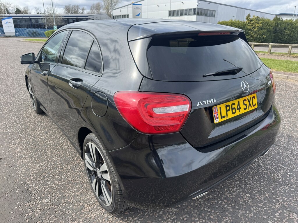 Mercedes-Benz A Class 1.5 A180 Cdi Sport 2015 LP64SXC Black #4