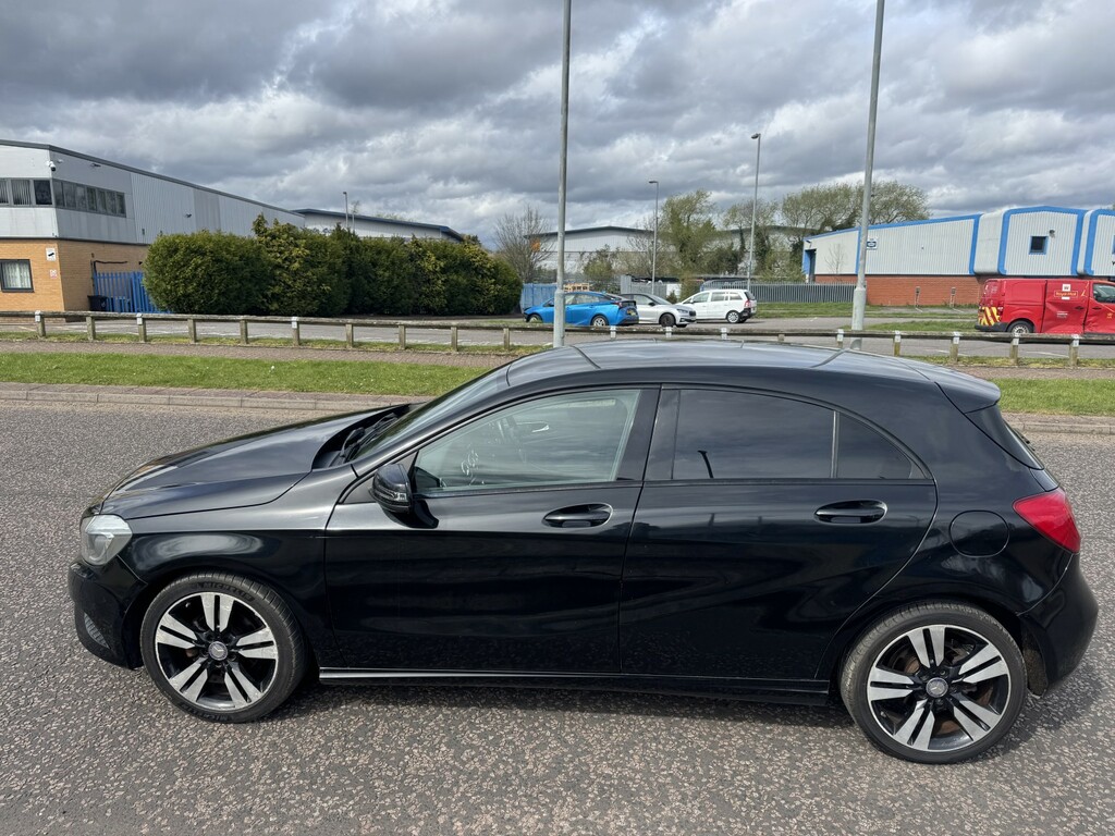 Mercedes-Benz A Class 1.5 A180 Cdi Sport 2015 LP64SXC Black #3