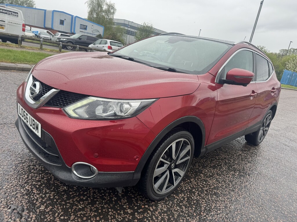 Nissan Qashqai 1.2 Dig-t Tekna 2016 LO66UBM Red #2