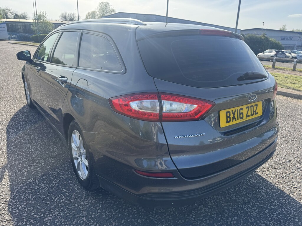 Ford Mondeo 1.5 Tdci Econetic Style 2016 BX16ZDZ Grey #4